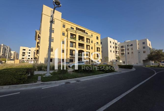 950480 - Property Image 2