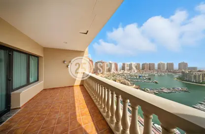 Apartment - 2 Bedrooms - 3 Bathrooms for sale in East Porto Drive - Porto Arabia - The Pearl Island - Doha