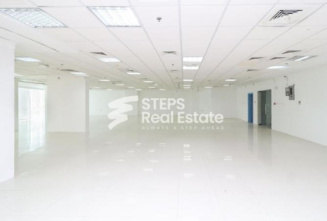 944073 - Property Image 3