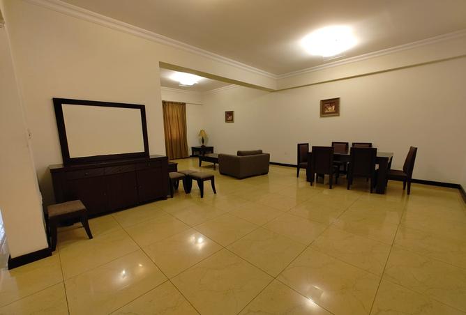 939985 - Property Image 3