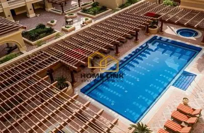 Apartment - 1 Bedroom - 2 Bathrooms for sale in One Porto Arabia - Porto Arabia - The Pearl Island - Doha