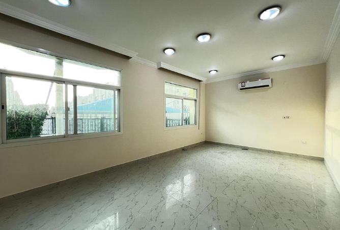 994340 - Property Image 2