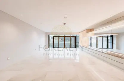 Apartment - 2 Bedrooms - 4 Bathrooms for sale in Seef Lusail - Lusail City - Lusail