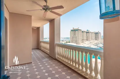 شقة - 2 غرف نوم - 3 حمامات للايجار في طريق بورتو الغربي - بورتو أرابيا - جزيرة اللؤلؤة - الدوحة