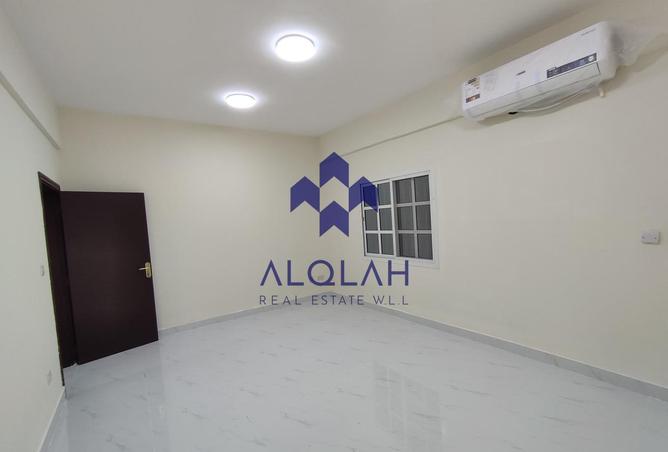 998328 - Property Main Image