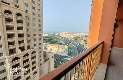 Apartment - 2 Bedrooms - 3 Bathrooms for rent in West Porto Drive - Porto Arabia - The Pearl Island - Doha