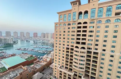 Apartment - 1 Bedroom - 2 Bathrooms for rent in Porto Arabia - The Pearl Island - Doha