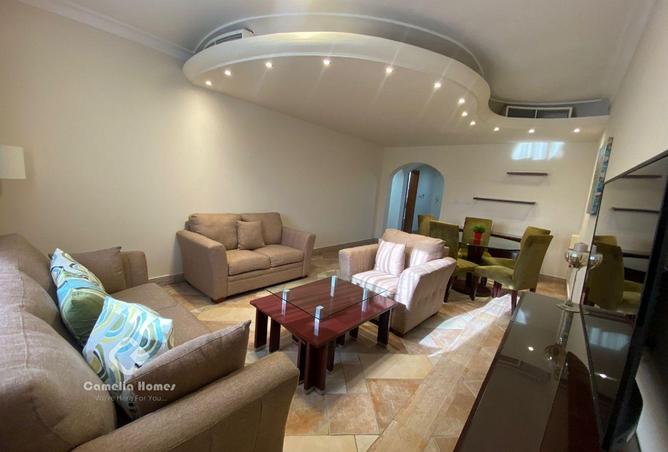 955834 - Property Image 2