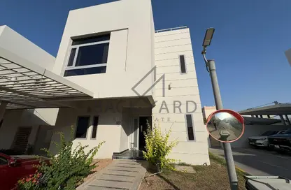 Apartment - 4 Bedrooms - 4 Bathrooms for rent in Al Dana st - Muraikh - AlMuraikh - Doha