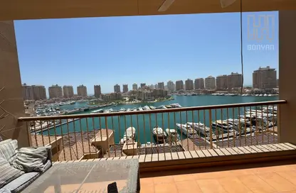 Apartment - 2 Bedrooms - 3 Bathrooms for rent in Tower 4 - Porto Arabia - The Pearl Island - Doha
