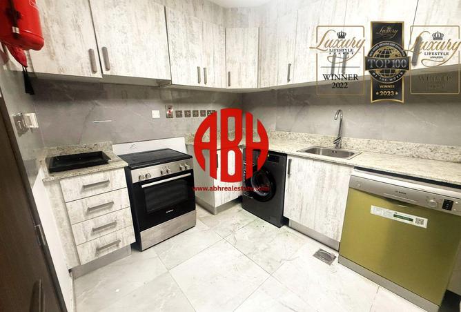 977447 - Property Image 3