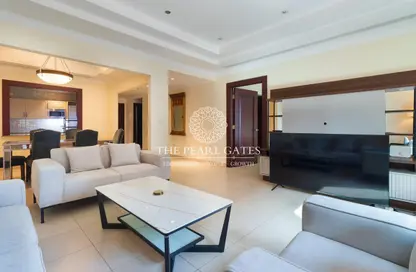 Apartment - 1 Bedroom - 2 Bathrooms for rent in East Porto Drive - Porto Arabia - The Pearl Island - Doha