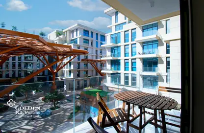 Apartment - 1 Bedroom - 2 Bathrooms for rent in Crystal Residence - The Pearl Island - Doha