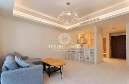 Apartment - 1 Bedroom - 2 Bathrooms for sale in Crystal Residence - The Pearl Island - Doha
