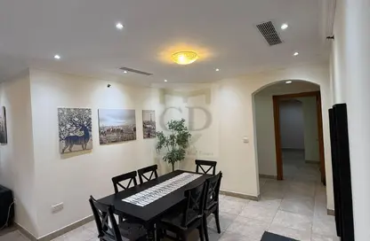 Apartment - 2 Bedrooms - 3 Bathrooms for rent in Tower 9 - Porto Arabia - The Pearl Island - Doha