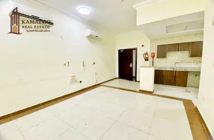 Apartment - 1 Bedroom - 1 Bathroom for rent in Al Mansoura - Al Mansoura - Doha