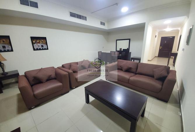 919854 - Property Main Image