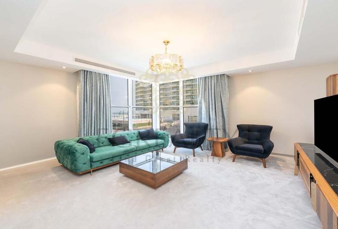 975815 - Property Image 3