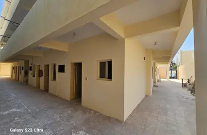 سكن عمال - استوديو - 8 حمامات للايجار في المنطقة الصناعية 5 - المنطقة الصناعية - المنطقة الصناعية - الدوحة