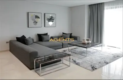 Living Room image for: Apartment - 1 Bedroom - 2 Bathrooms for sale in Marina District - Lusail, Image 1