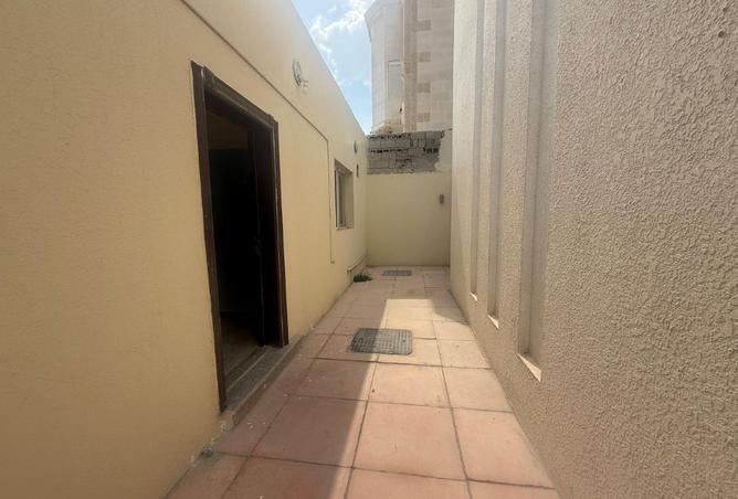 952318 - Property Main Image