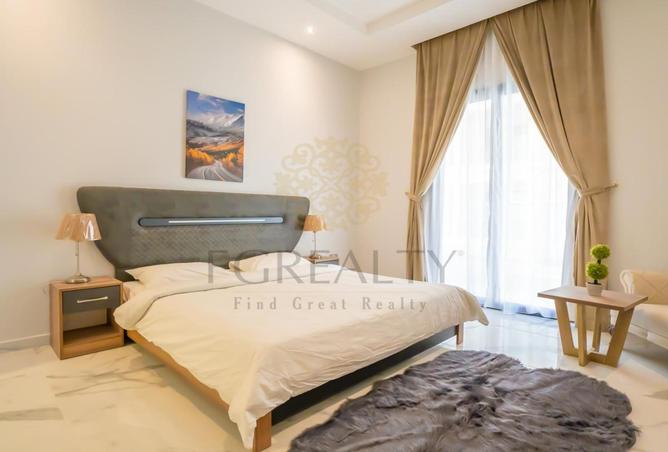 989984 - Property Image 2