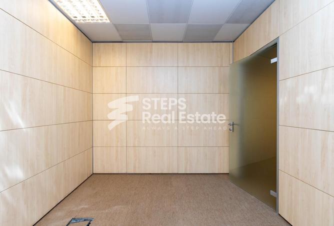 936978 - Property Image 2