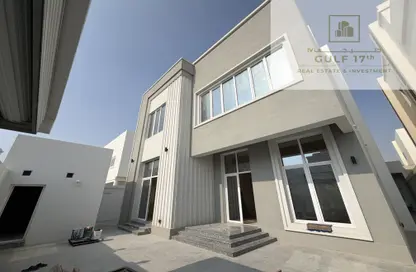 فيلا - 8 غرف نوم - 8 حمامات للبيع في بوابة عين خالد - عين خالد - الدوحة