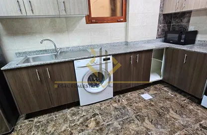 Apartment - 2 Bedrooms - 3 Bathrooms for rent in Al Muntazah - Doha