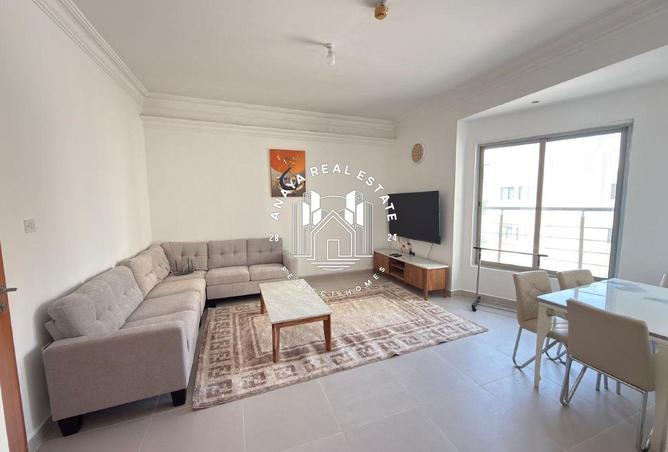 956032 - Property Image 3