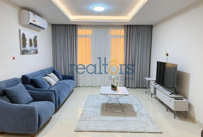 982988 - Property Main Image