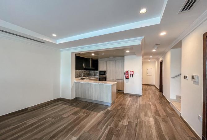 913998 - Property Image 2