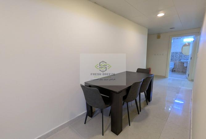 930070 - Property Image 3