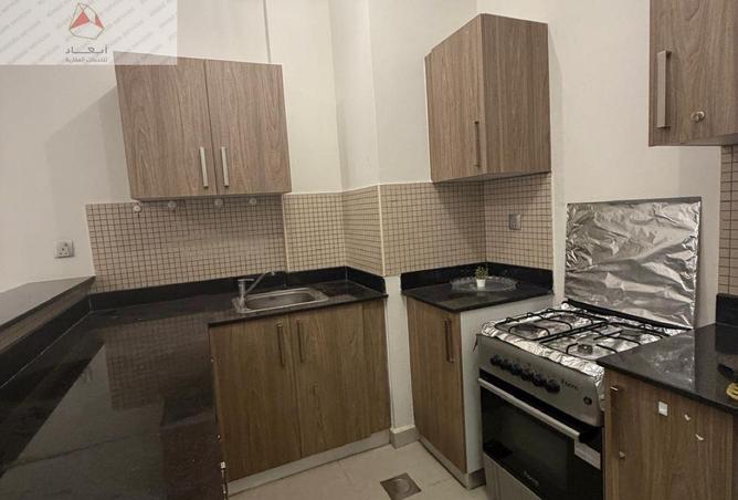 990527 - Property Image 3