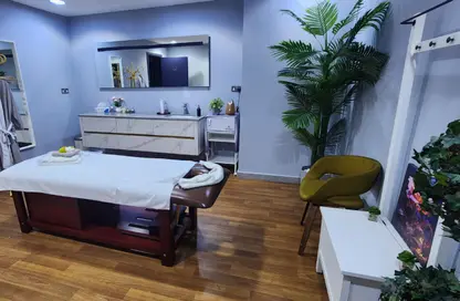 محل - استوديو - 2 حمامات للبيع في برج مارينا 02 - منطقة المارينا - الوسيل