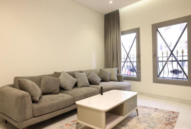 988216 - Property Image 3