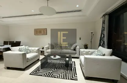 Apartment - 2 Bedrooms - 3 Bathrooms for rent in Two Porto Arabia - Porto Arabia - The Pearl Island - Doha