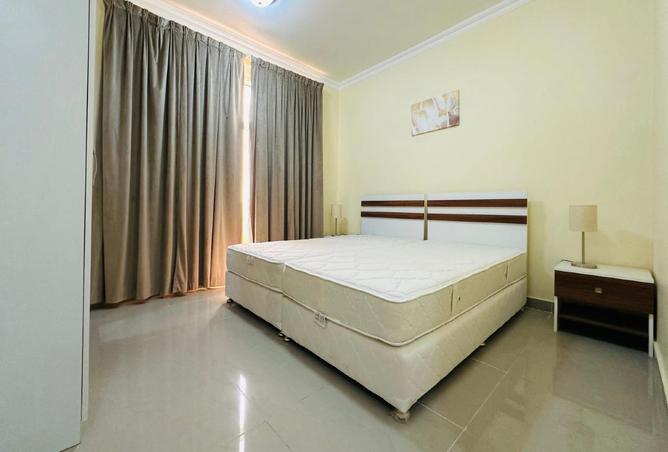 1004172 - Property Image 3