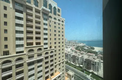 Apartment - 1 Bedroom - 2 Bathrooms for rent in Tower 28 - Porto Arabia - The Pearl Island - Doha