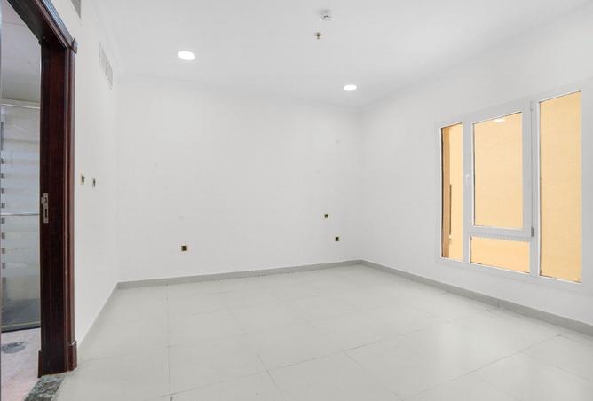 996740 - Property Image 3