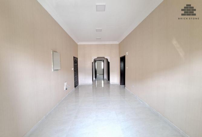 952896 - Property Main Image