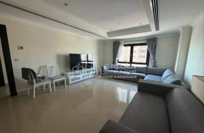 Apartment - 1 Bedroom - 2 Bathrooms for rent in Jumanah Tower 29 - Porto Arabia - The Pearl Island - Doha