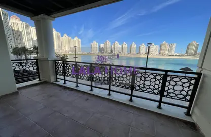Townhouse - 1 Bedroom - 2 Bathrooms for rent in Viva West - Viva Bahriyah - The Pearl Island - Doha