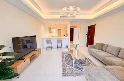 Apartment - 1 Bedroom - 2 Bathrooms for rent in Gewan Island - The Pearl Island - Doha