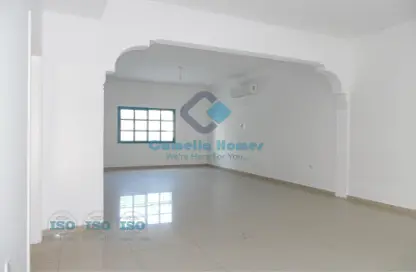 Empty Room image for: Villa - 4 Bedrooms - 5 Bathrooms for rent in Al Nuaija Street - Al Hilal West - Al Hilal - Doha, Image 1