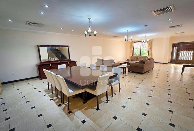 929861 - Property Image 2