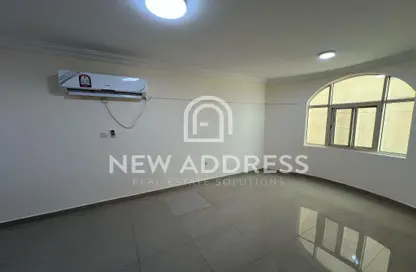 Apartment - 2 Bedrooms - 2 Bathrooms for rent in Al Sadd Road - Al Sadd - Doha