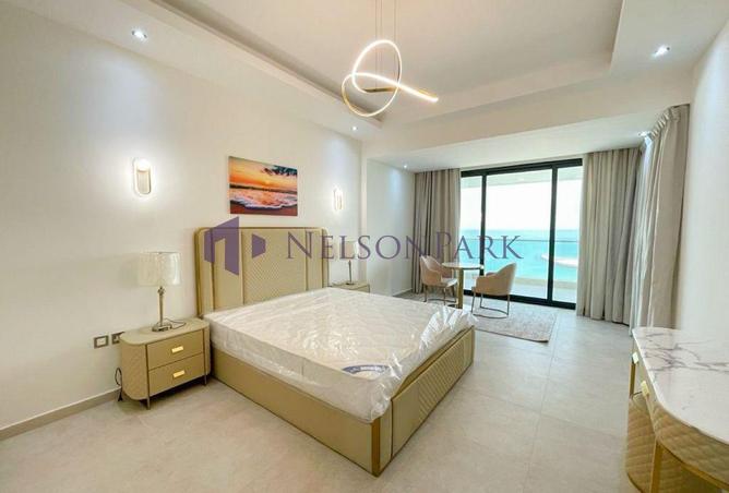 967002 - Property Image 2