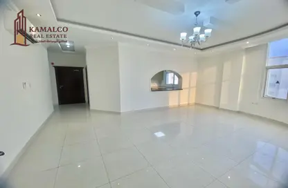 Apartment - 3 Bedrooms - 3 Bathrooms for rent in Al Mansoura - Al Mansoura - Doha