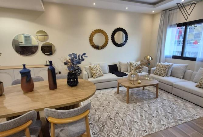 970143 - Property Image 2